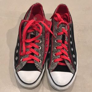 Low-top double layer converse sneaker